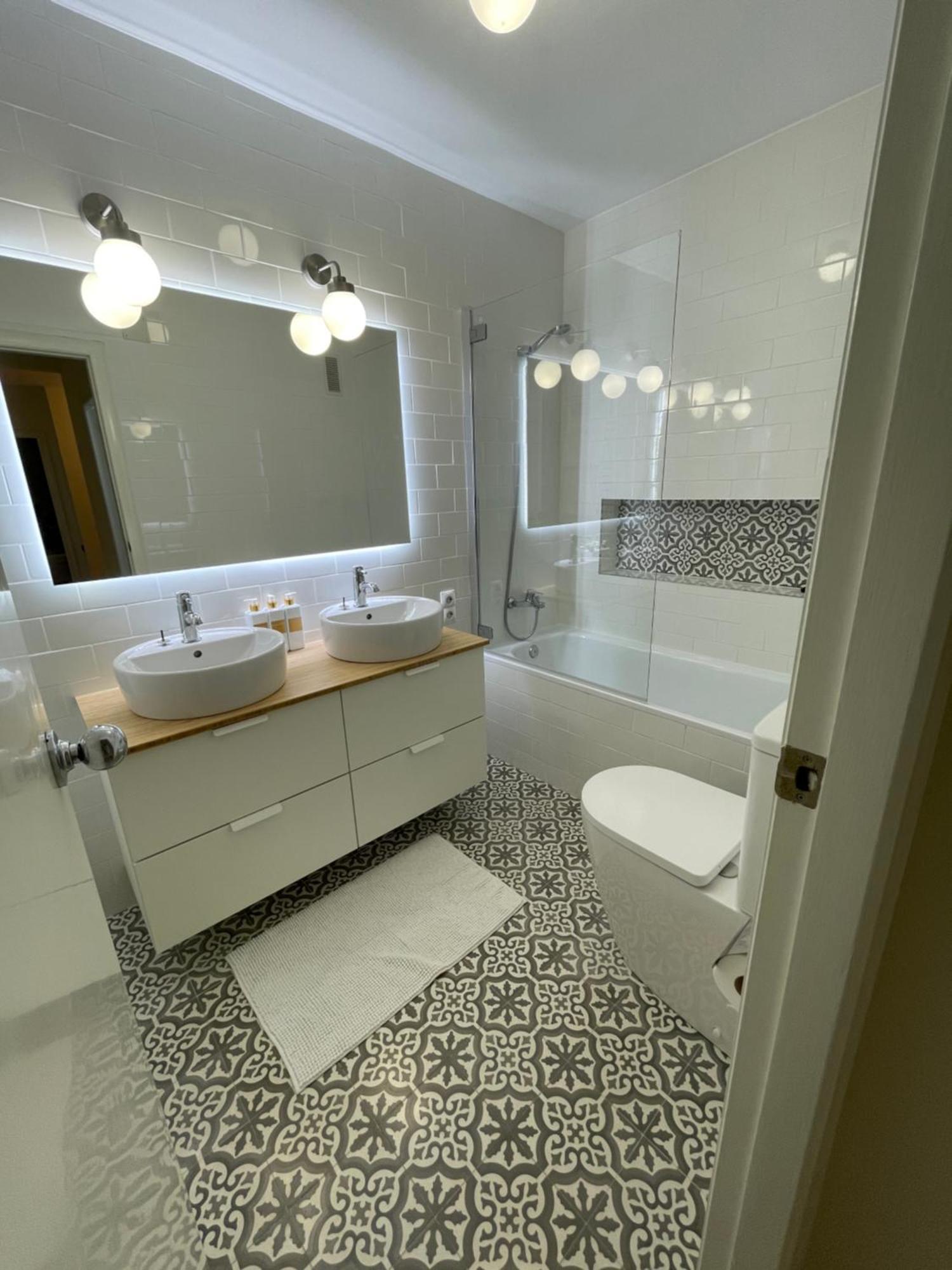 Benicàssim - large luxury apartment with sea view Extérieur photo
